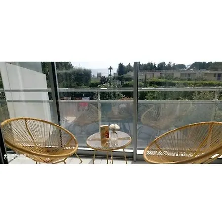 La Baies Des Anges ,tres Jolie Studio